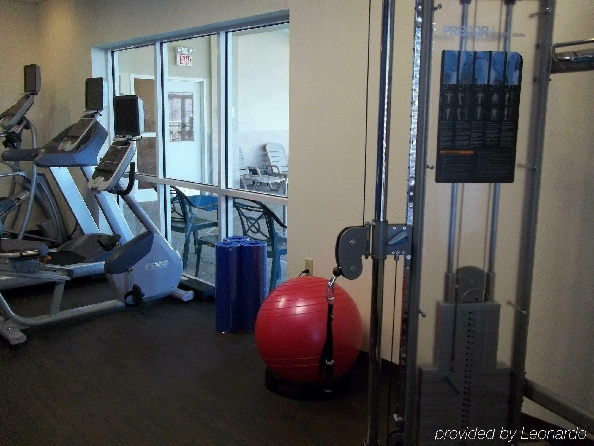 Park Manor Hotel Clifton Park Exterior foto A typical fitness center